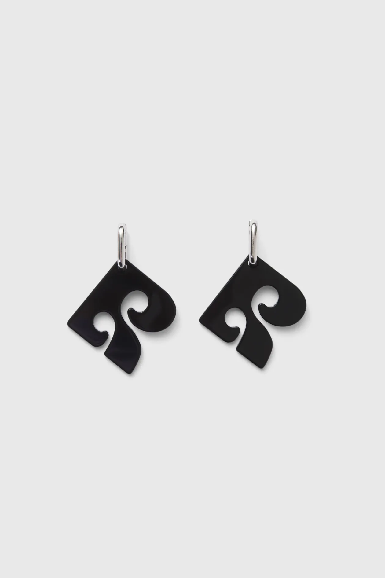 Big R Earring Rodebjer